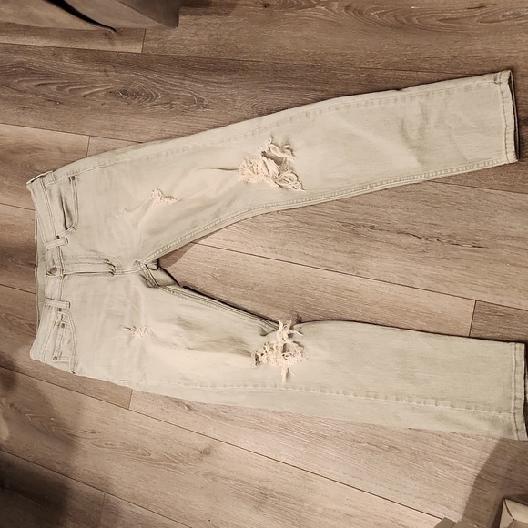 512 Distress Levis Jeans - Picture 1 of 8